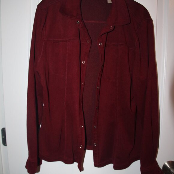 Shirt/jacket maroon, faux suede. Size XL. i.e. Relaxed brand. Good condition. - Picture 7 of 8